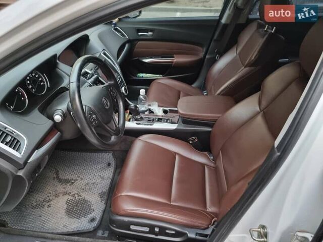 Білий Акура ТЛХ, об'ємом двигуна 2.36 л та пробігом 130 тис. км за 15800 $, фото 5 на Automoto.ua