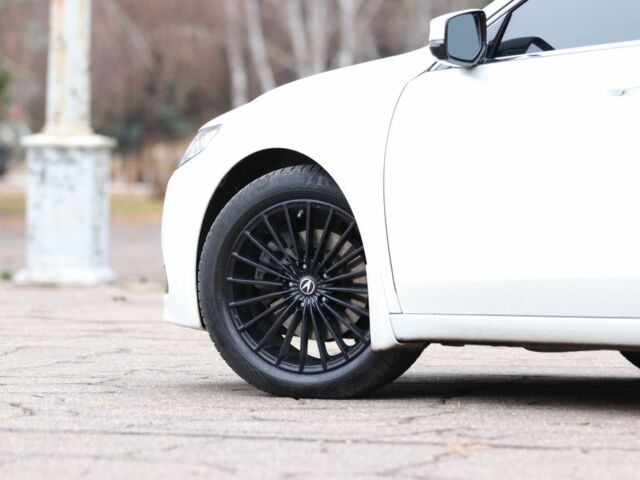 Білий Акура ТЛХ, об'ємом двигуна 2.4 л та пробігом 260 тис. км за 16999 $, фото 8 на Automoto.ua