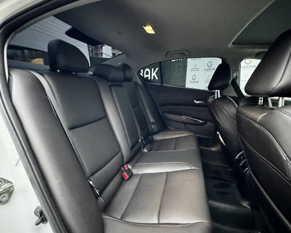 Білий Акура ТЛХ, об'ємом двигуна 2.36 л та пробігом 188 тис. км за 14200 $, фото 27 на Automoto.ua