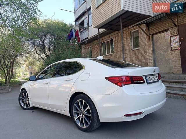 Белый Акура ТЛХ, объемом двигателя 3.47 л и пробегом 112 тыс. км за 15500 $, фото 5 на Automoto.ua
