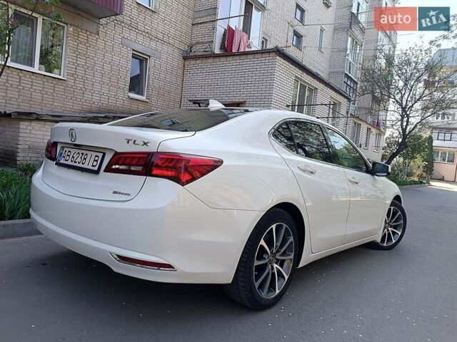 Белый Акура ТЛХ, объемом двигателя 3.47 л и пробегом 112 тыс. км за 15500 $, фото 9 на Automoto.ua