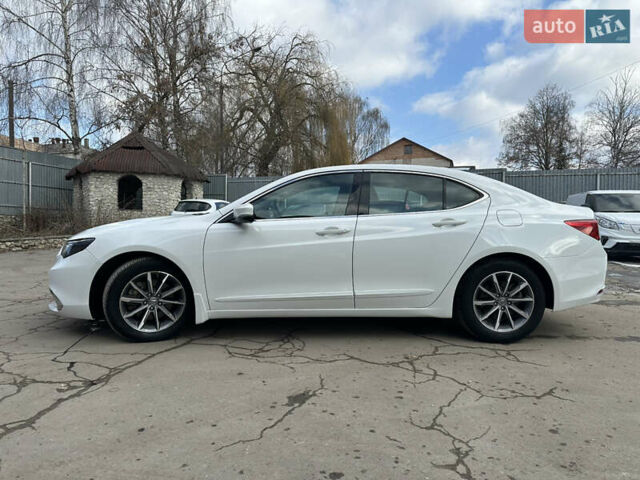 Белый Акура ТЛХ, объемом двигателя 2.36 л и пробегом 117 тыс. км за 15800 $, фото 6 на Automoto.ua