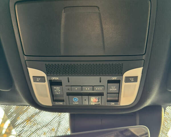 Білий Акура ТЛХ, об'ємом двигуна 3.47 л та пробігом 129 тис. км за 17500 $, фото 72 на Automoto.ua