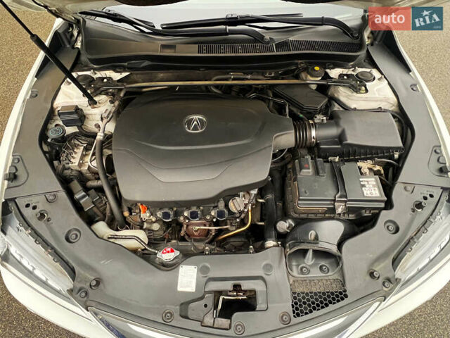 Белый Акура ТЛХ, объемом двигателя 3.47 л и пробегом 149 тыс. км за 17500 $, фото 1 на Automoto.ua