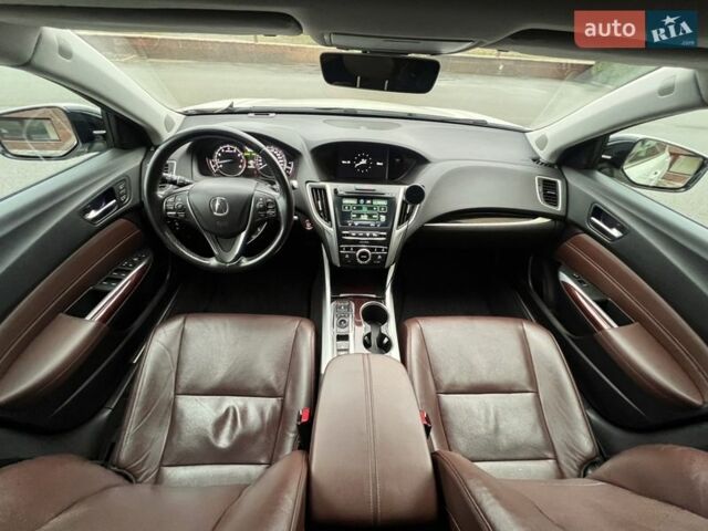 Білий Акура ТЛХ, об'ємом двигуна 3.47 л та пробігом 151 тис. км за 16600 $, фото 7 на Automoto.ua