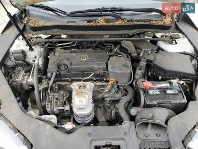 Білий Акура ТЛХ, об'ємом двигуна 2.4 л та пробігом 92 тис. км за 2700 $, фото 10 на Automoto.ua