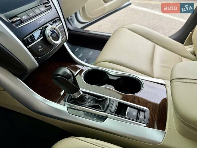 Белый Акура ТЛХ, объемом двигателя 2.36 л и пробегом 54 тыс. км за 16900 $, фото 29 на Automoto.ua