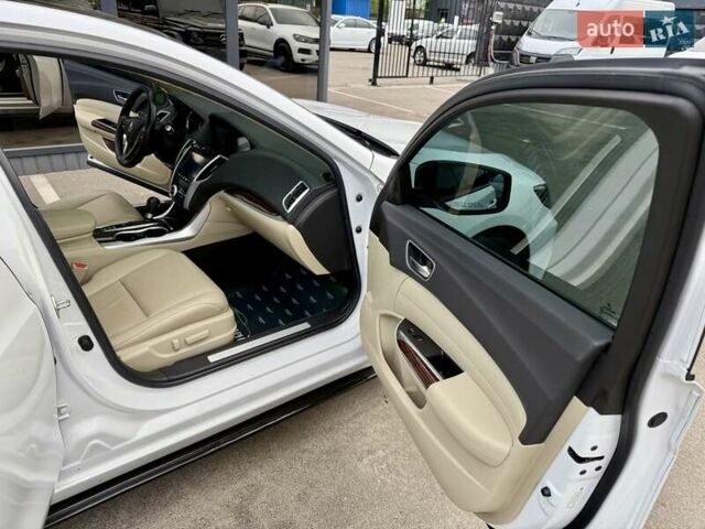 Белый Акура ТЛХ, объемом двигателя 2.36 л и пробегом 54 тыс. км за 16900 $, фото 39 на Automoto.ua