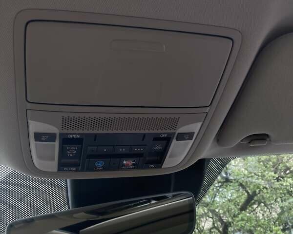 Білий Акура ТЛХ, об'ємом двигуна 3.48 л та пробігом 31 тис. км за 20500 $, фото 21 на Automoto.ua