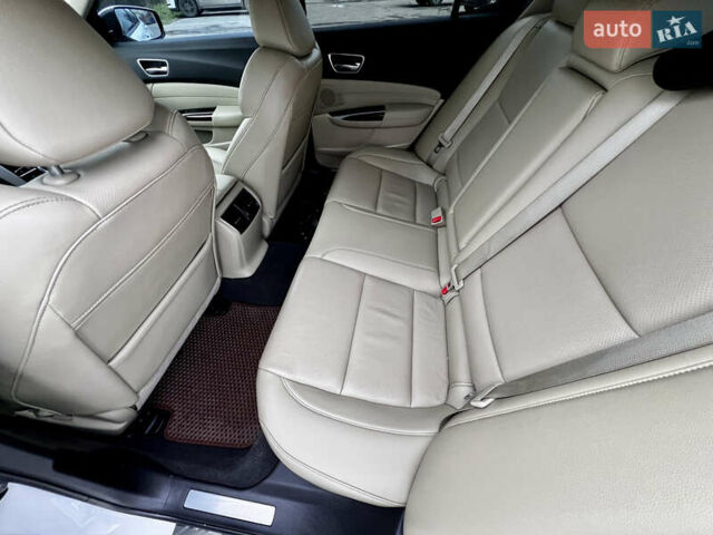 Белый Акура ТЛХ, объемом двигателя 2.4 л и пробегом 48 тыс. км за 21000 $, фото 8 на Automoto.ua