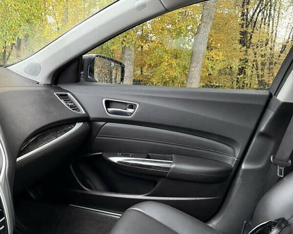 Білий Акура ТЛХ, об'ємом двигуна 2.36 л та пробігом 61 тис. км за 18500 $, фото 4 на Automoto.ua