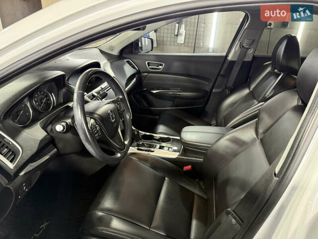 Білий Акура ТЛХ, об'ємом двигуна 2.36 л та пробігом 61 тис. км за 18500 $, фото 20 на Automoto.ua