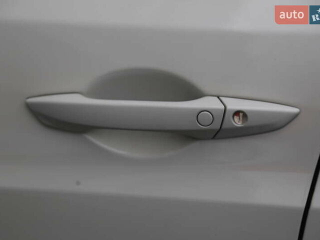 Белый Акура ТЛХ, объемом двигателя 2.36 л и пробегом 63 тыс. км за 18500 $, фото 27 на Automoto.ua