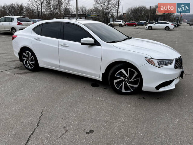 Белый Акура ТЛХ, объемом двигателя 2.4 л и пробегом 48 тыс. км за 21000 $, фото 4 на Automoto.ua