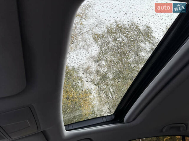 Білий Акура ТЛХ, об'ємом двигуна 2.36 л та пробігом 61 тис. км за 18500 $, фото 5 на Automoto.ua