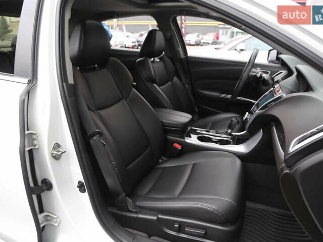 Белый Акура ТЛХ, объемом двигателя 2.36 л и пробегом 63 тыс. км за 18500 $, фото 11 на Automoto.ua