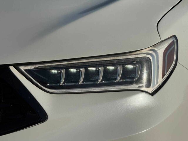 Білий Акура ТЛХ, об'ємом двигуна 2.4 л та пробігом 20 тис. км за 16000 $, фото 4 на Automoto.ua