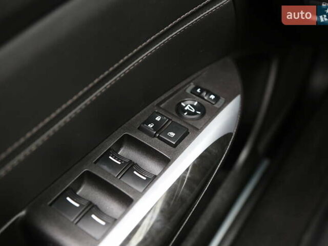 Белый Акура ТЛХ, объемом двигателя 2.36 л и пробегом 63 тыс. км за 18500 $, фото 24 на Automoto.ua