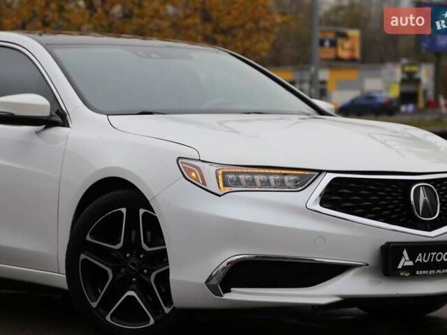 Белый Акура ТЛХ, объемом двигателя 2.36 л и пробегом 63 тыс. км за 18500 $, фото 3 на Automoto.ua