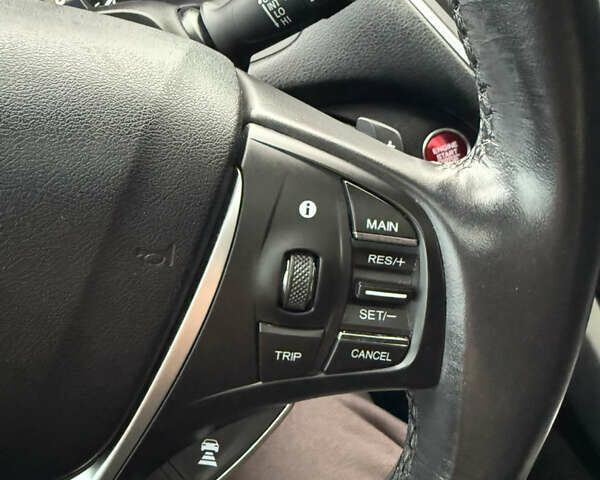 Білий Акура ТЛХ, об'ємом двигуна 2.36 л та пробігом 61 тис. км за 18500 $, фото 9 на Automoto.ua