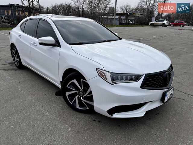 Белый Акура ТЛХ, объемом двигателя 2.4 л и пробегом 48 тыс. км за 21000 $, фото 2 на Automoto.ua