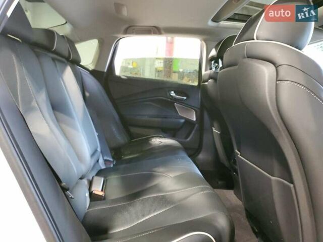 Белый Акура ТЛХ, объемом двигателя 2 л и пробегом 72 тыс. км за 7200 $, фото 6 на Automoto.ua