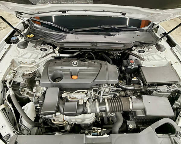 Акура ТЛХ 2020 в Киеве на Automoto.ua Белый Акура ТЛХ, объемом двигателя 2 л и пробегом 11 тыс. км за 25300 $, фото 4 на Automoto.ua