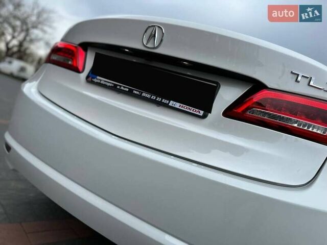 Белый Акура ТЛХ, объемом двигателя 2.36 л и пробегом 59 тыс. км за 15800 $, фото 10 на Automoto.ua