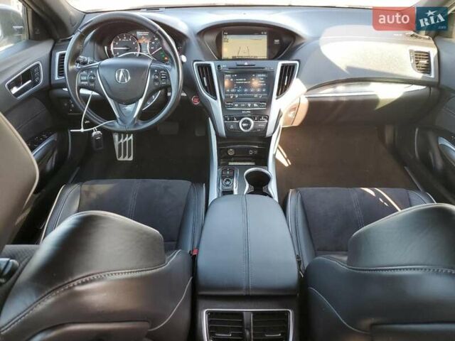 Белый Акура ТЛХ, объемом двигателя 3.5 л и пробегом 156 тыс. км за 4700 $, фото 7 на Automoto.ua