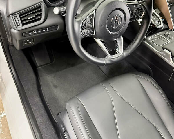 Акура ТЛХ 2020 в Киеве на Automoto.ua Белый Акура ТЛХ, объемом двигателя 2 л и пробегом 11 тыс. км за 25300 $, фото 5 на Automoto.ua