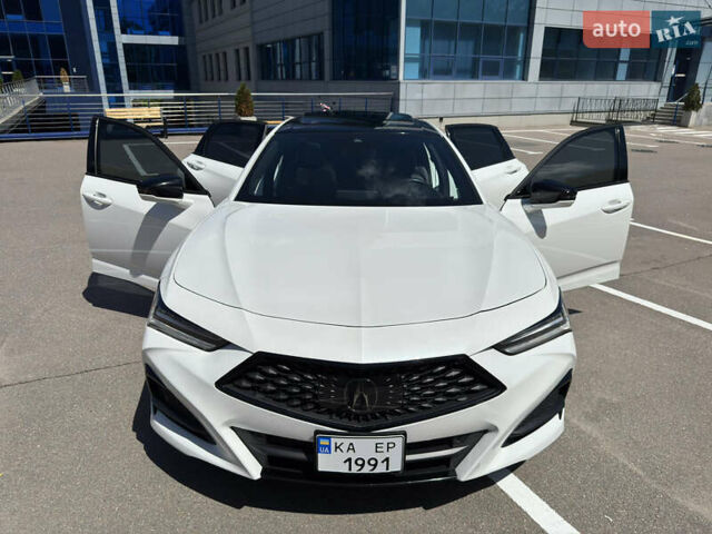 Белый Акура ТЛХ, объемом двигателя 2 л и пробегом 48 тыс. км за 28900 $, фото 1 на Automoto.ua