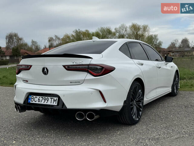 Белый Акура ТЛХ, объемом двигателя 3 л и пробегом 85 тыс. км за 55000 $, фото 3 на Automoto.ua