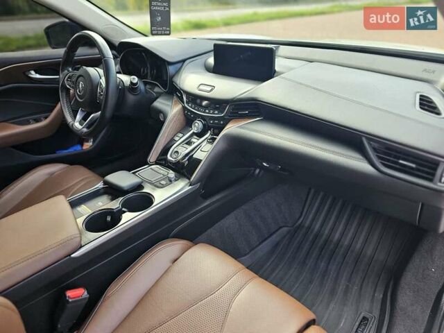 Белый Акура ТЛХ, объемом двигателя 2 л и пробегом 55 тыс. км за 27900 $, фото 32 на Automoto.ua