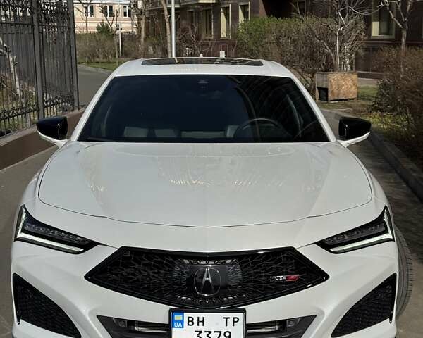 Белый Акура ТЛХ, объемом двигателя 3 л и пробегом 20 тыс. км за 38000 $, фото 2 на Automoto.ua