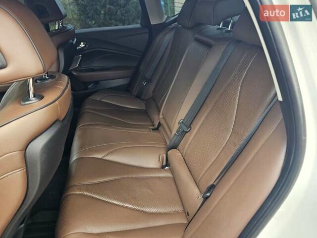 Білий Акура ТЛХ, об'ємом двигуна 2 л та пробігом 55 тис. км за 25499 $, фото 46 на Automoto.ua