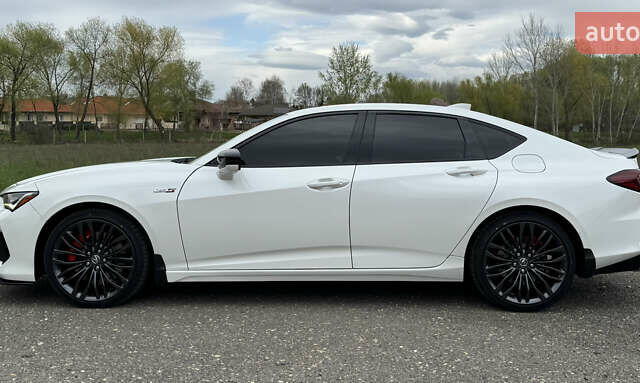 Белый Акура ТЛХ, объемом двигателя 3 л и пробегом 85 тыс. км за 55000 $, фото 6 на Automoto.ua