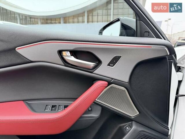 Білий Акура ТЛХ, об'ємом двигуна 2 л та пробігом 78 тис. км за 31000 $, фото 17 на Automoto.ua