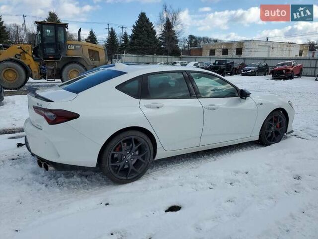 Белый Акура ТЛХ, объемом двигателя 0 л и пробегом 31 тыс. км за 14100 $, фото 3 на Automoto.ua