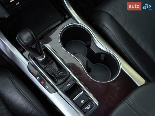 Чорний Акура ТЛХ, об'ємом двигуна 2.36 л та пробігом 165 тис. км за 11999 $, фото 54 на Automoto.ua