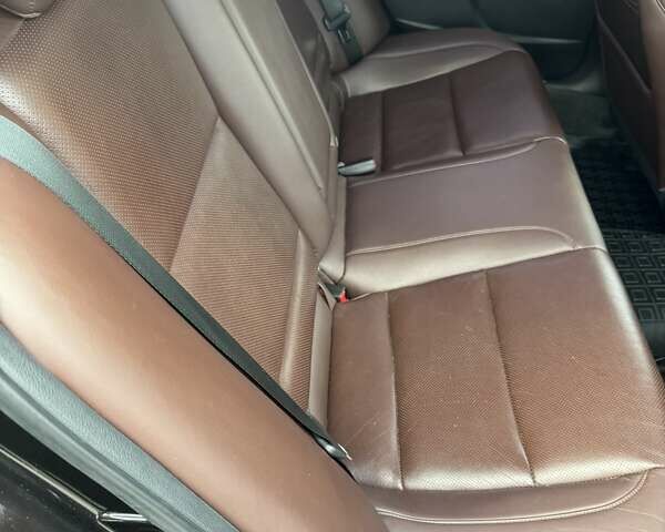 Черный Акура ТЛХ, объемом двигателя 2.36 л и пробегом 97 тыс. км за 15700 $, фото 15 на Automoto.ua