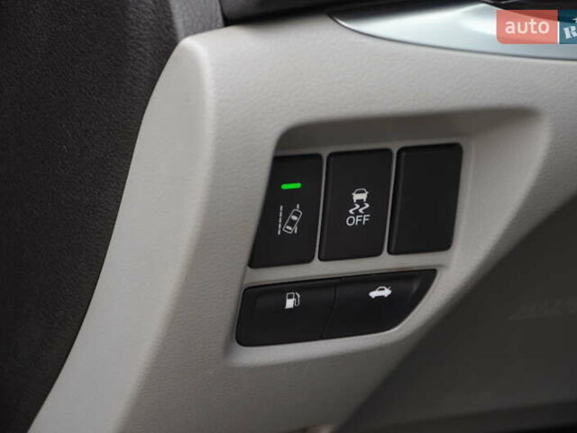 Черный Акура ТЛХ, объемом двигателя 3.5 л и пробегом 140 тыс. км за 14300 $, фото 34 на Automoto.ua