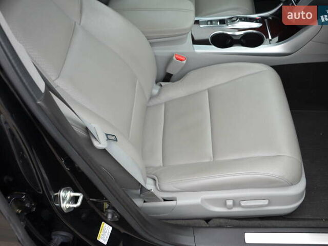 Черный Акура ТЛХ, объемом двигателя 3.5 л и пробегом 140 тыс. км за 14300 $, фото 47 на Automoto.ua