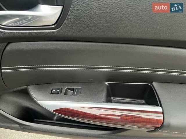 Чорний Акура ТЛХ, об'ємом двигуна 2.36 л та пробігом 164 тис. км за 14000 $, фото 8 на Automoto.ua