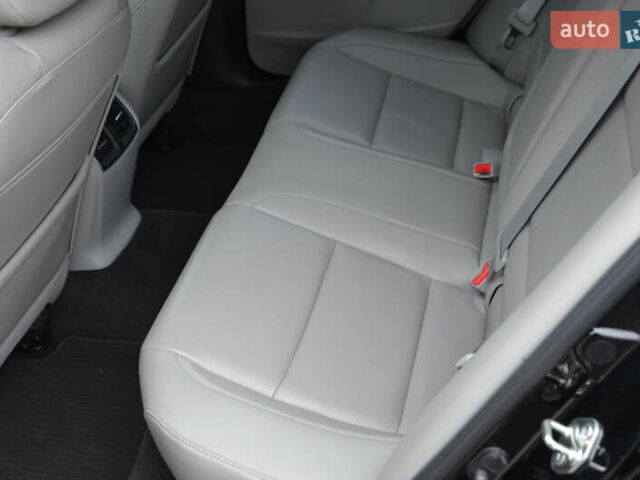 Черный Акура ТЛХ, объемом двигателя 3.5 л и пробегом 140 тыс. км за 13200 $, фото 39 на Automoto.ua