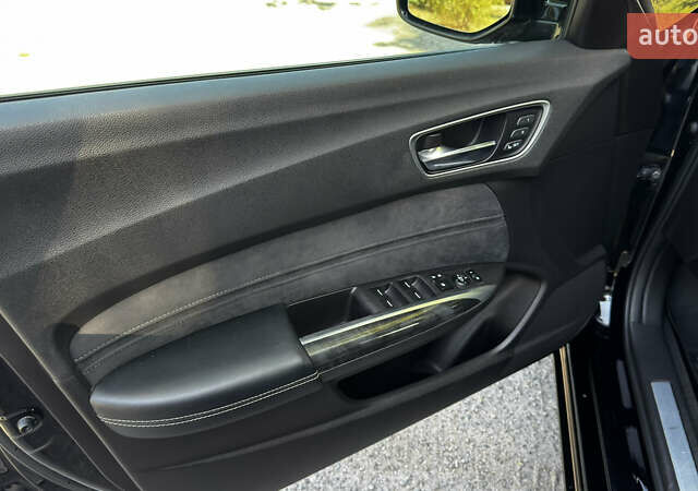 Черный Акура ТЛХ, объемом двигателя 2.36 л и пробегом 85 тыс. км за 15500 $, фото 18 на Automoto.ua