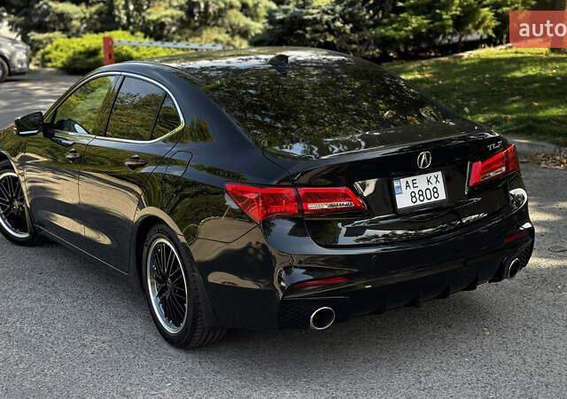 Черный Акура ТЛХ, объемом двигателя 2.36 л и пробегом 85 тыс. км за 15500 $, фото 1 на Automoto.ua