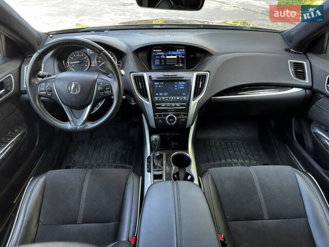 Черный Акура ТЛХ, объемом двигателя 2.36 л и пробегом 85 тыс. км за 15500 $, фото 23 на Automoto.ua