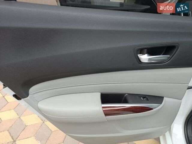 Акура ТЛХ, об'ємом двигуна 2.35 л та пробігом 53 тис. км за 13950 $, фото 23 на Automoto.ua
