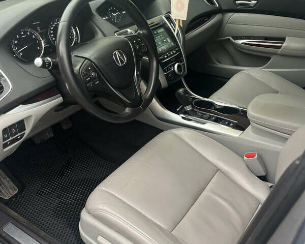 Серый Акура ТЛХ, объемом двигателя 2.36 л и пробегом 187 тыс. км за 14000 $, фото 9 на Automoto.ua