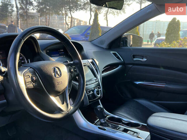 Серый Акура ТЛХ, объемом двигателя 2.36 л и пробегом 80 тыс. км за 15200 $, фото 9 на Automoto.ua